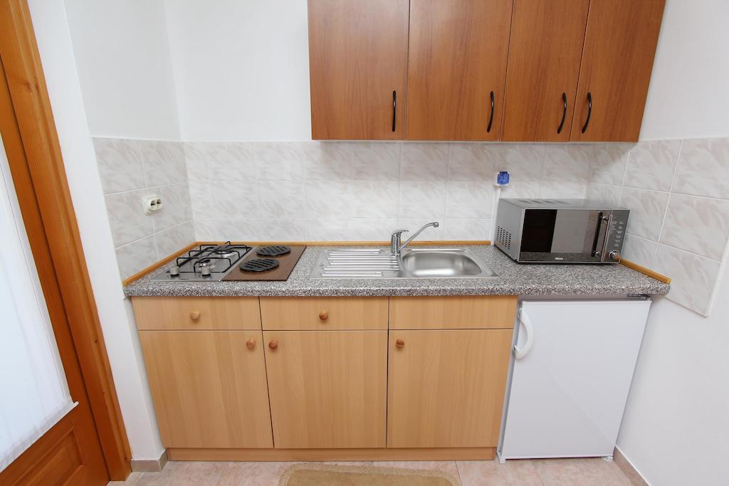 רוביני Room And Apartments Mariza חדר תמונה