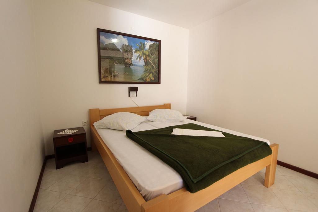 רוביני Room And Apartments Mariza חדר תמונה